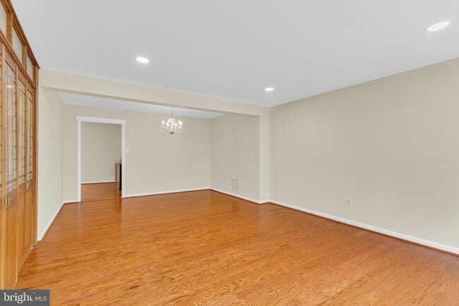 Building Photo - 7428 Fountain Head Dr
