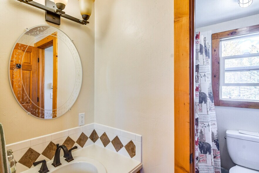 Building Photo - 609 Buffalo Ridge Rd