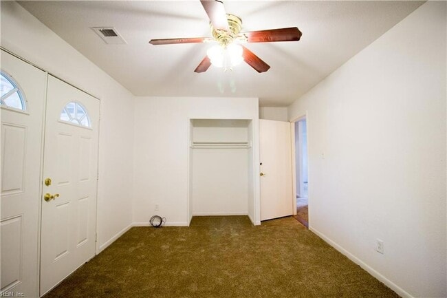 Building Photo - 1343 W 39th St