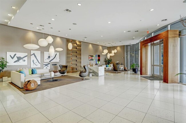 Building Photo - 5925 Almeda Rd