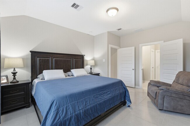 Building Photo - 14139 Greystone Ter St