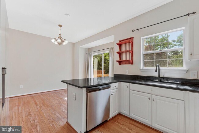 Building Photo - 45514 Baggett Terrace