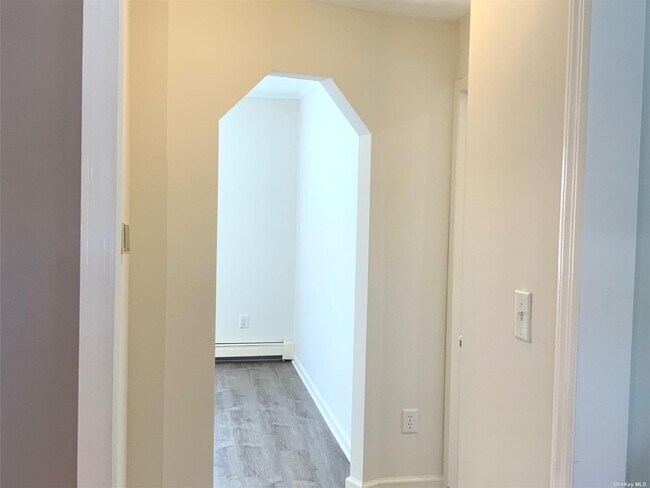 Building Photo - 197 Morris Ave