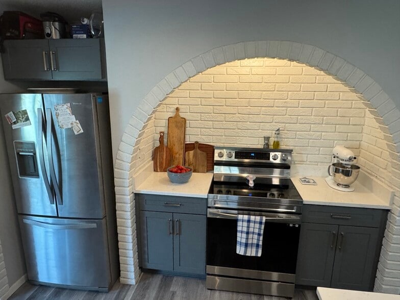 Kitchen - 1063 Wexford Way