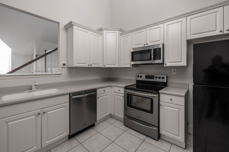 Building Photo - 2801 Spreading Oaks Dr NW