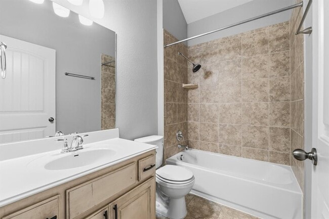 Building Photo - 2508 Hilltop Divide Ln