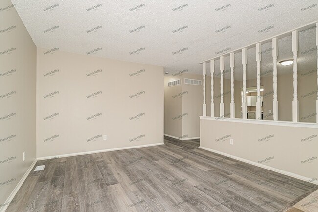 Building Photo - 15643 91st Ave