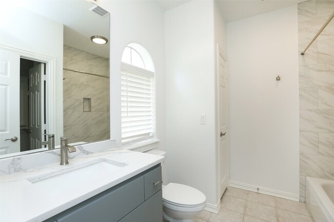 Building Photo - 1715 Cottage Landing Ln