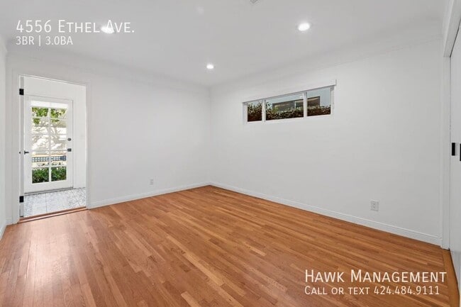 Building Photo - 4556 Ethel Ave