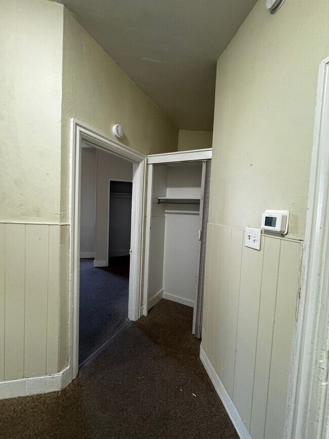 Building Photo - 41 N 10th St