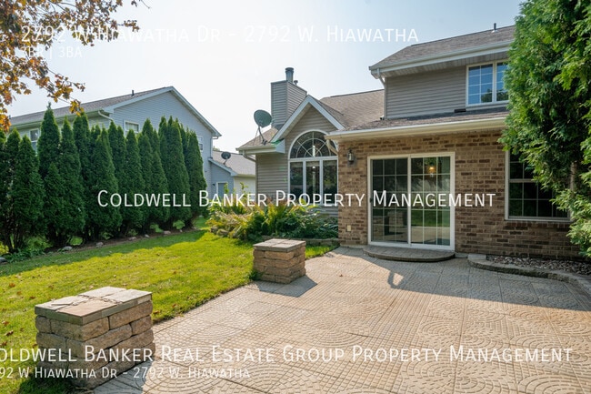 Building Photo - 2792 W Hiawatha Dr