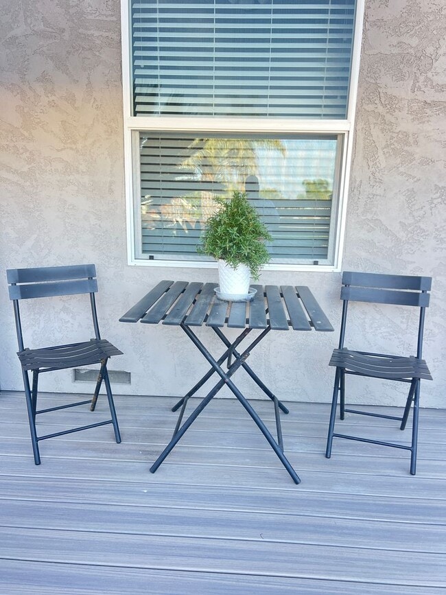 Building Photo - Modern 2-Bed, 2-Bath ADU for Rent – in Ups...