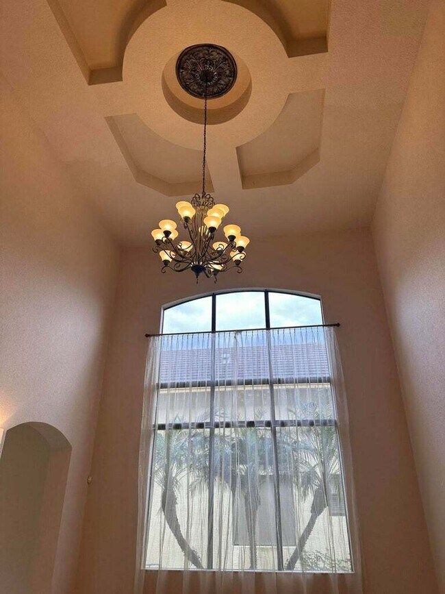 Building Photo - 10345 Medicis Pl