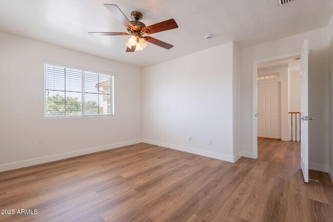 Building Photo - 26638 N Babbling Brook Dr