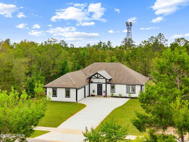 Building Photo - 114 Lake Merial Trail