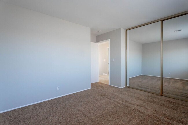 Building Photo - 5055 Stormy Cir