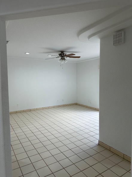 Building Photo - 14481-Sw146 SW 146th Pl