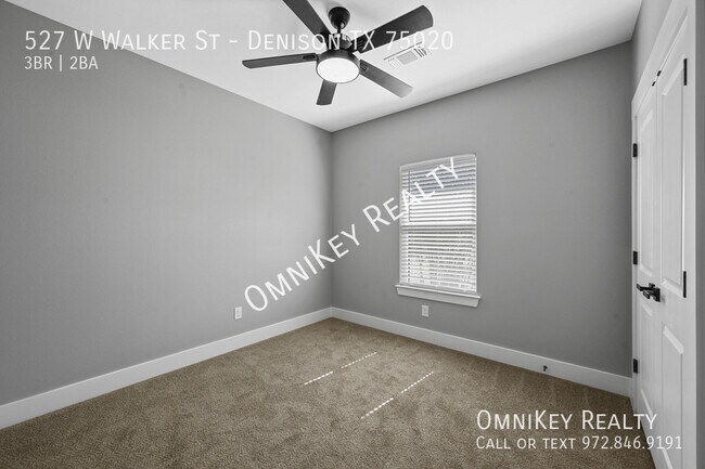 Building Photo - 527 W Walker St