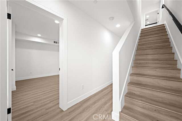 Building Photo - 6700 Kester Ave