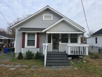 Building Photo - Charming 1920s Bungalow Steps from Downtown Mebane!