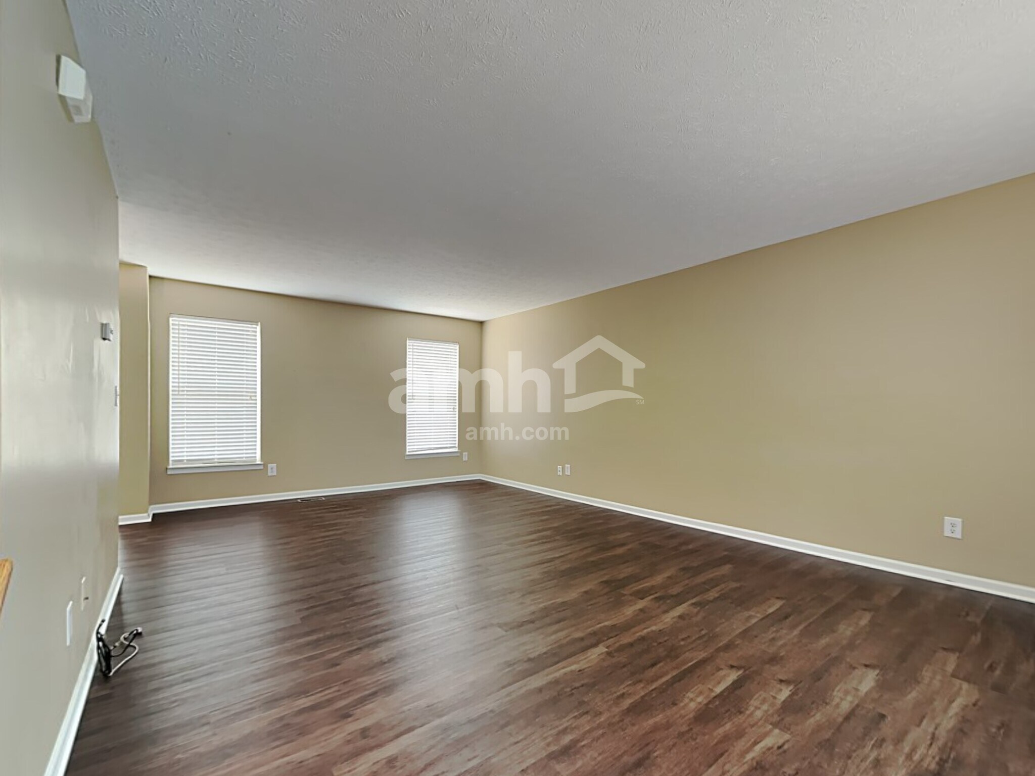 Building Photo - 581 Indian Lake Dr