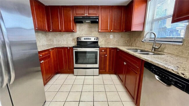 Primary Photo - 3730 NW 115th Ave