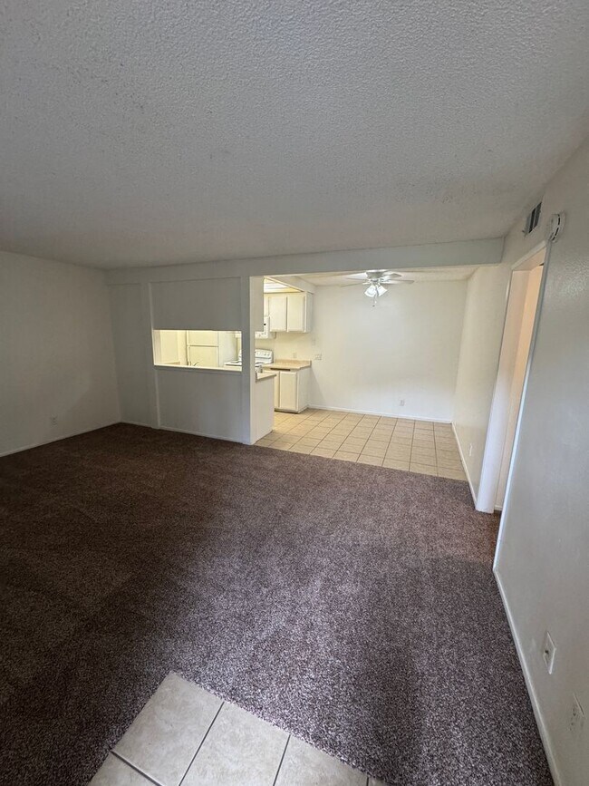 Building Photo - Resort-Style Condo Living with Pool Access & Community Amenities