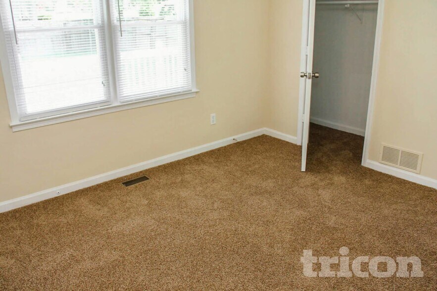 Building Photo - 60 Timber Mill Cir