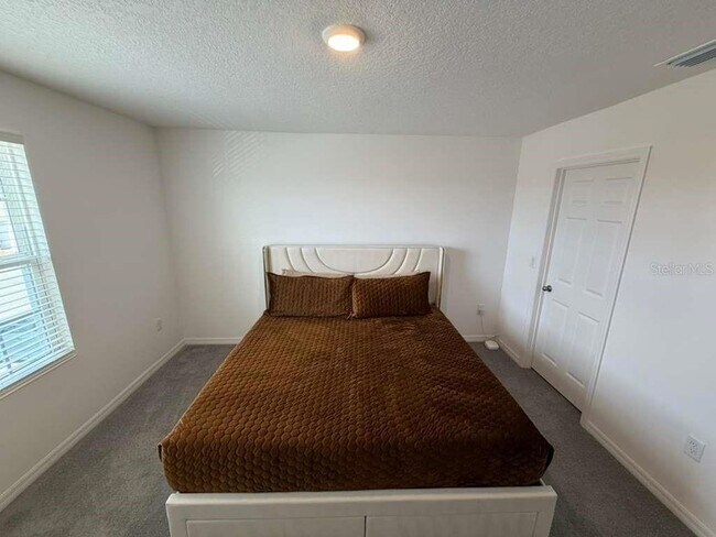 Building Photo - 1239 Sand Torch Cir