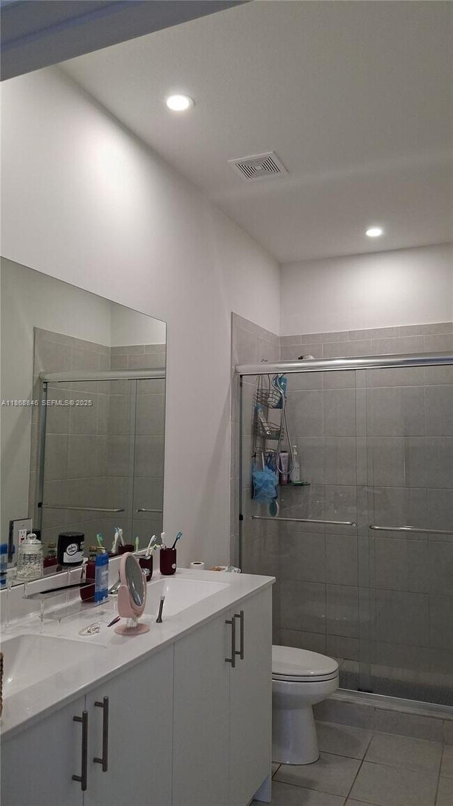 Building Photo - 26410 SW 148th Ct