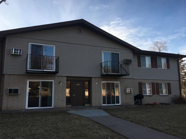 Building Photo - 1510 Witzel Avenue 1