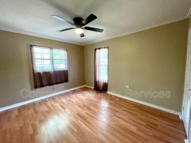 Building Photo - 2714 Windsor Ave