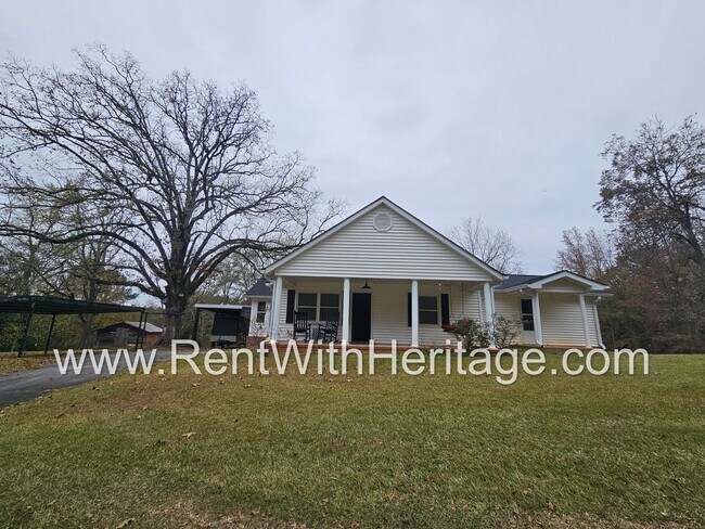Building Photo - WOW!!!..GRANPA'S BUNGALOW /AWESOME RANCH HOME/ NATURE LOVER'S DREAM / GREAT LOCATION