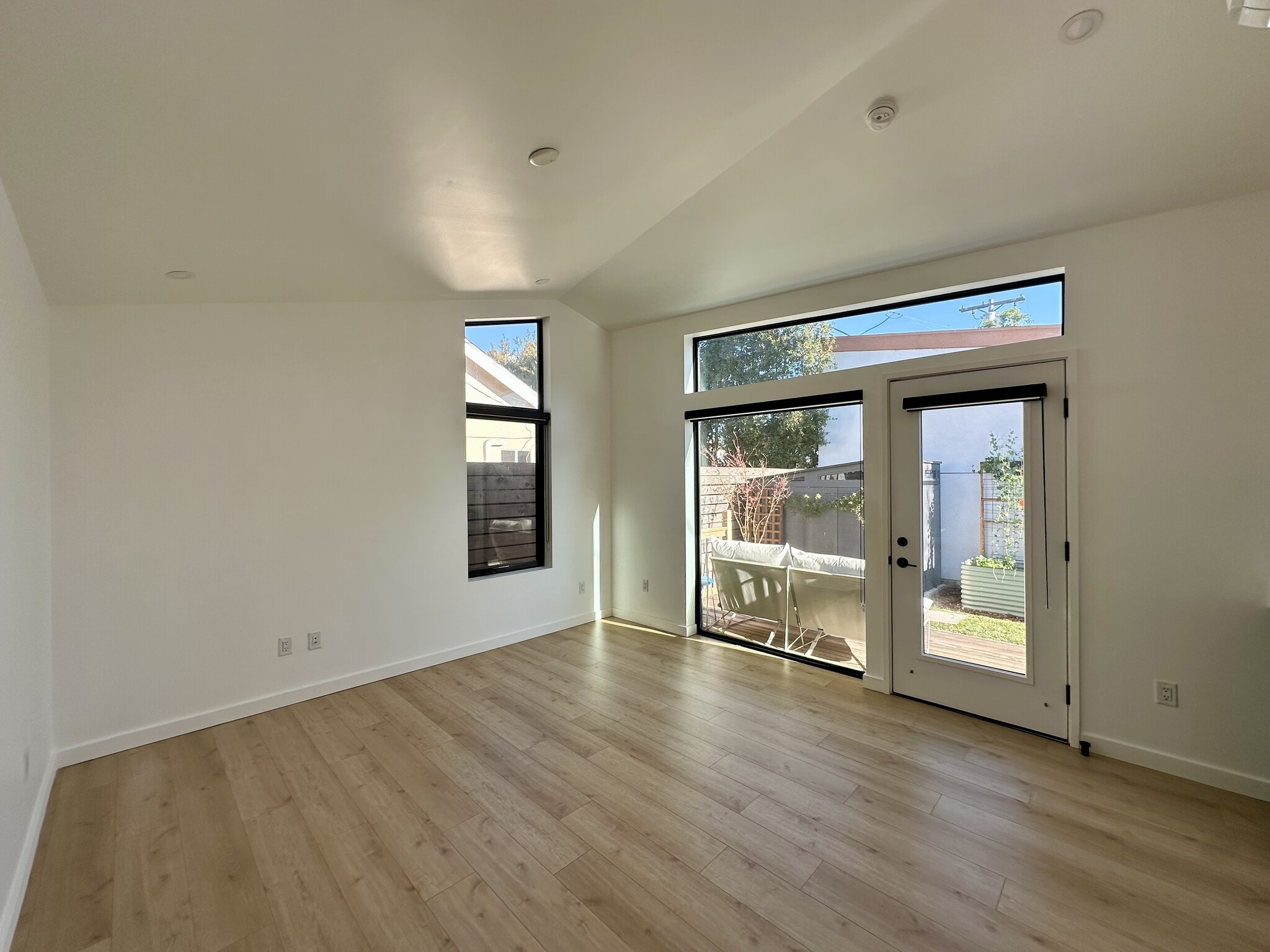 Living Room - 10773 Tabor St