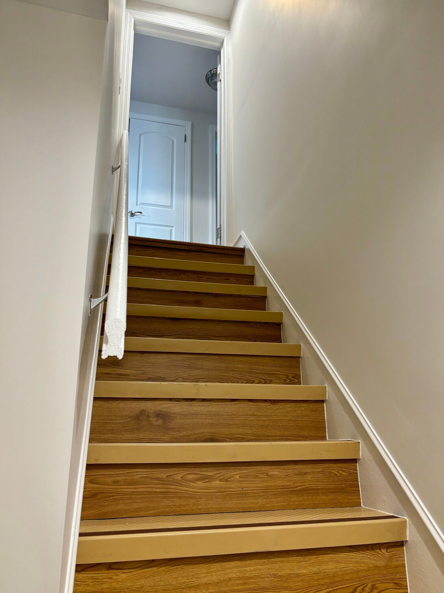 Building Photo - 6 Marwood Rd S