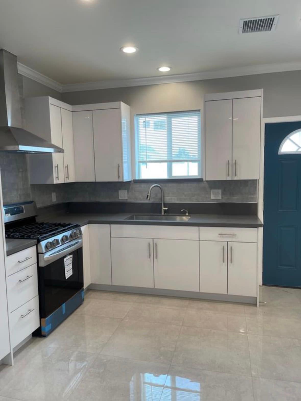 Building Photo - 16242 Londelius St