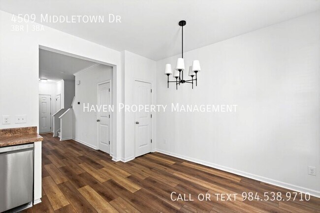 Building Photo - 4509 Middletown Dr