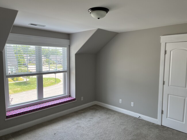 Building Photo - 3242 Barkham Dr