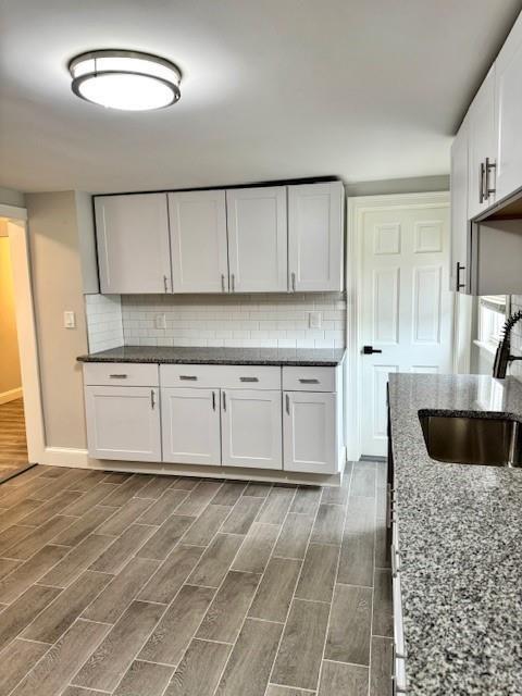 Building Photo - 71 E George St