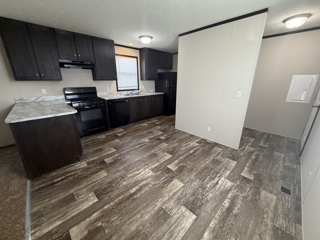 Building Photo - 38030 Pardo Dr