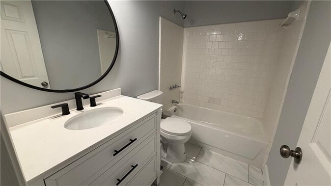 Building Photo - 2945 Dogwood Creek Pkwy NW