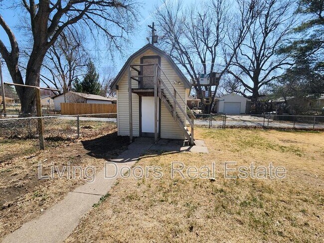Building Photo - 5725 Hartley St