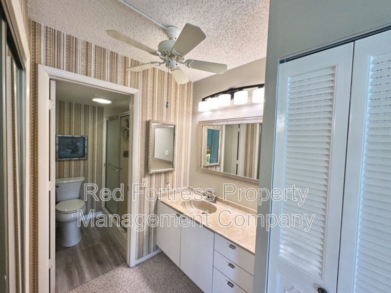 Building Photo - 7113 Quail Run Ct W