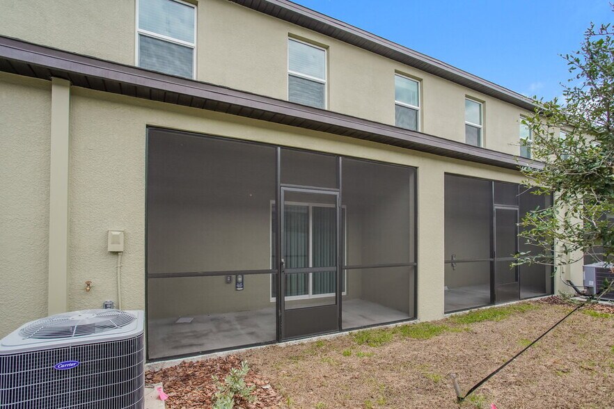 Building Photo - 2141 Great Sapphire Ln