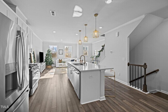 Building Photo - 2550 Laurel Valley Way