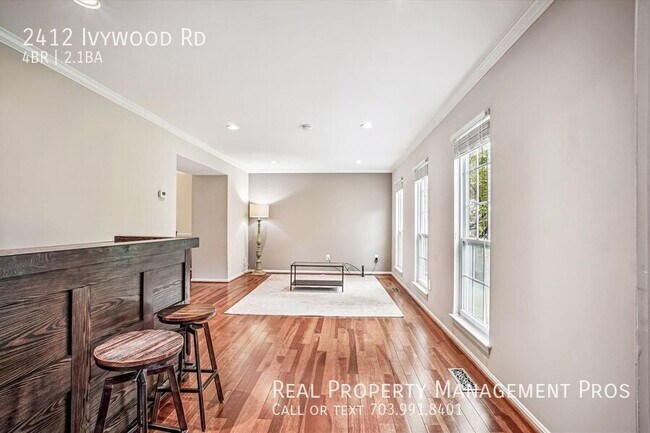 Building Photo - 2412 Ivywood Rd