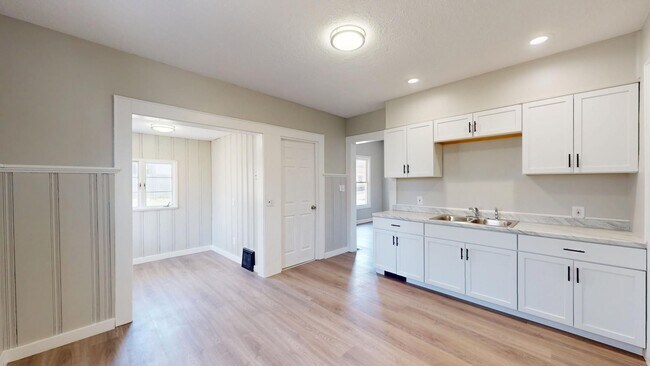 Building Photo - 7701 Dercum Rd