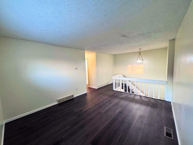 Building Photo - 4925 Godown Rd