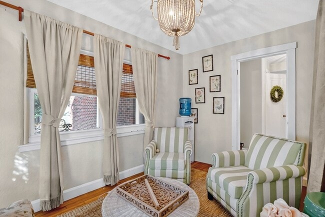 Building Photo - 350 Converse St