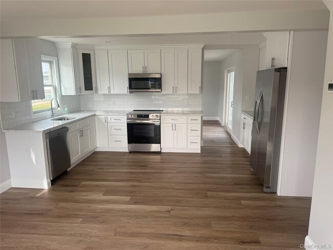 Building Photo - 10 Vermont St